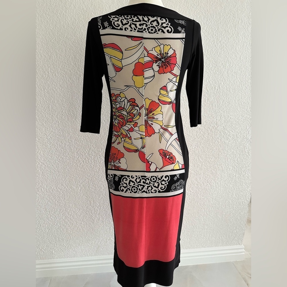 Chic Black and Red Graphic Long Sleeve Dress - Picture 4 of 5